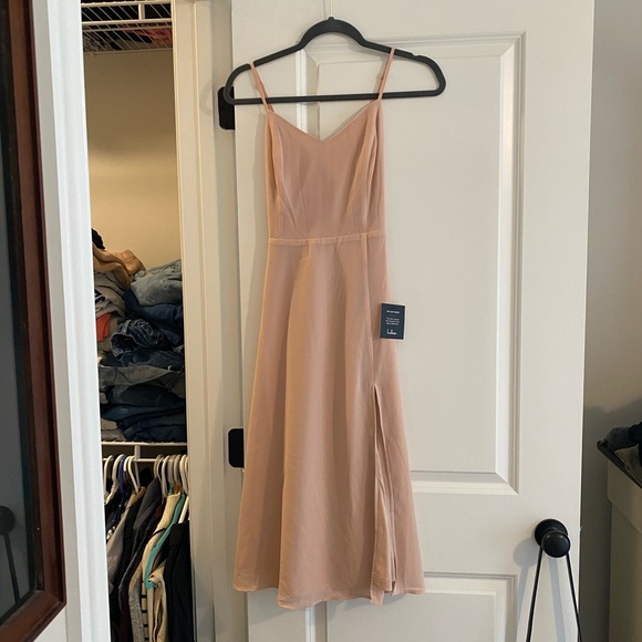 Lulus Dresses & Skirts - Brand new Lulus midi dress